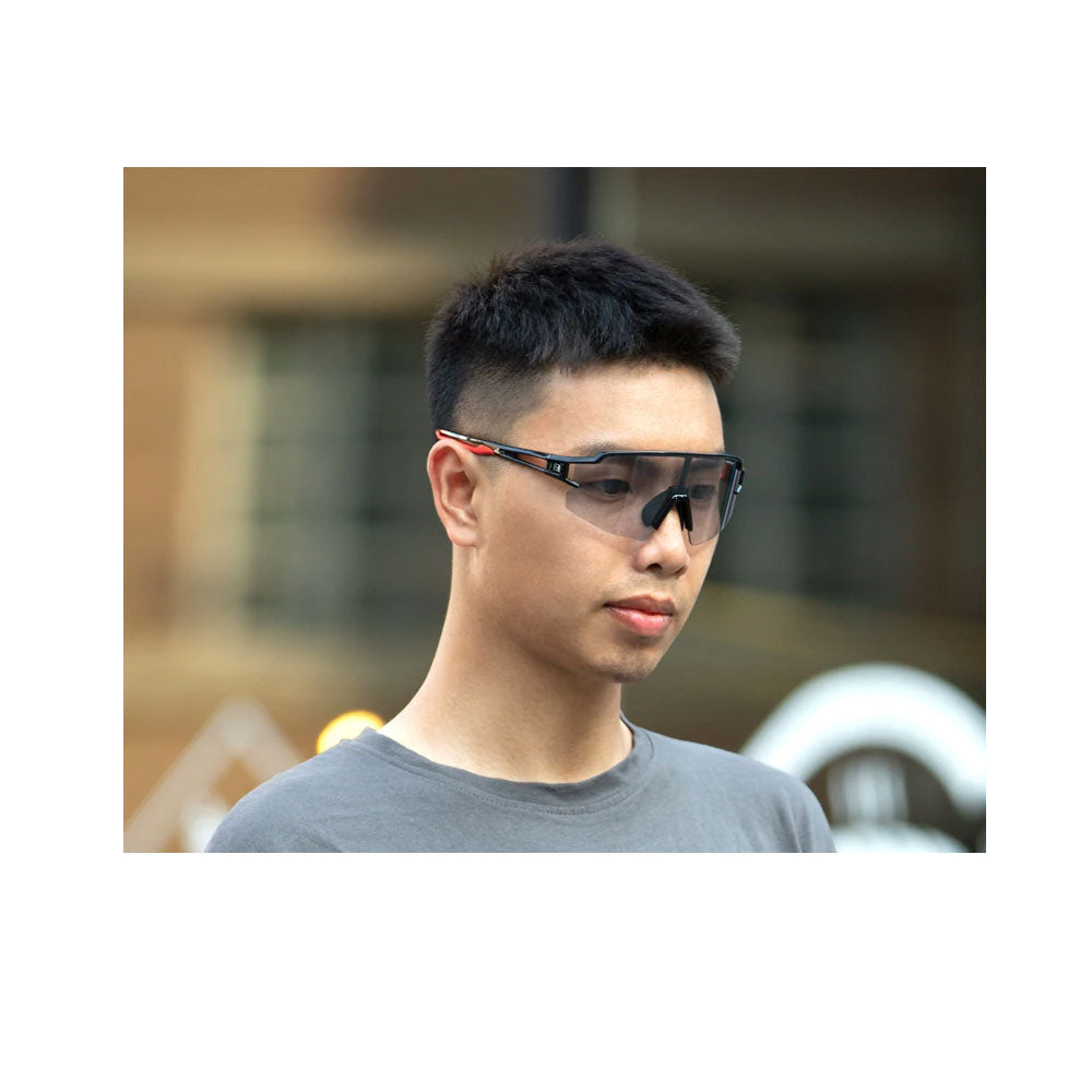 Photochromic Sunglasses - Black/Red